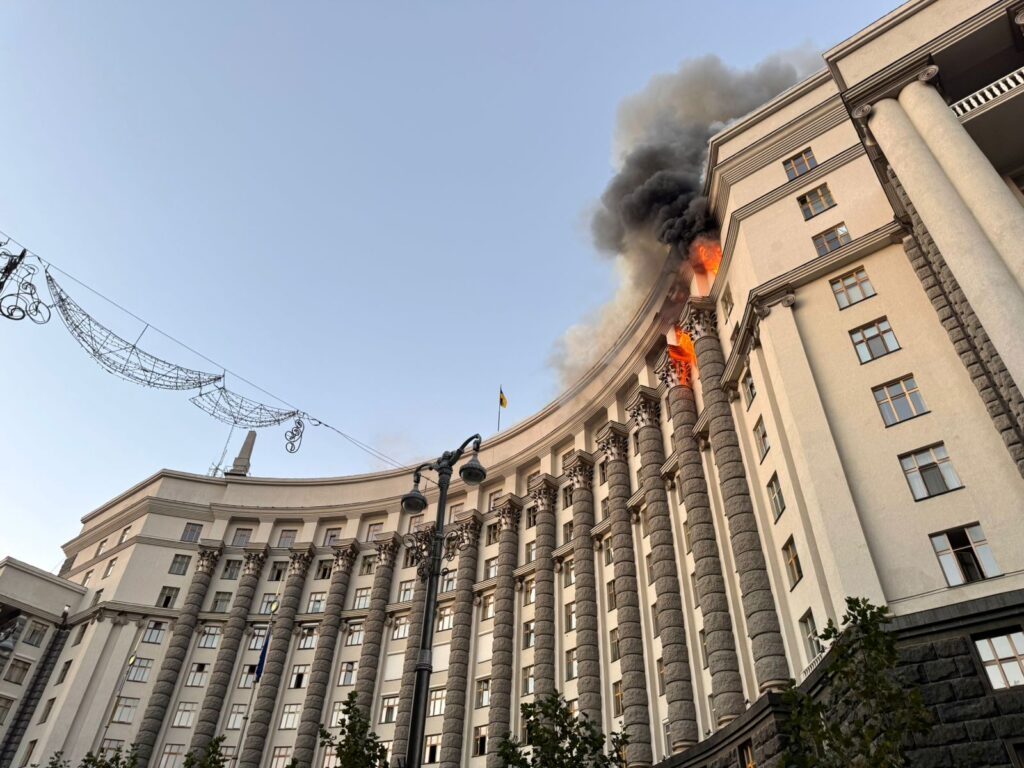 Київ під обстрілом понад сім годин тривоги