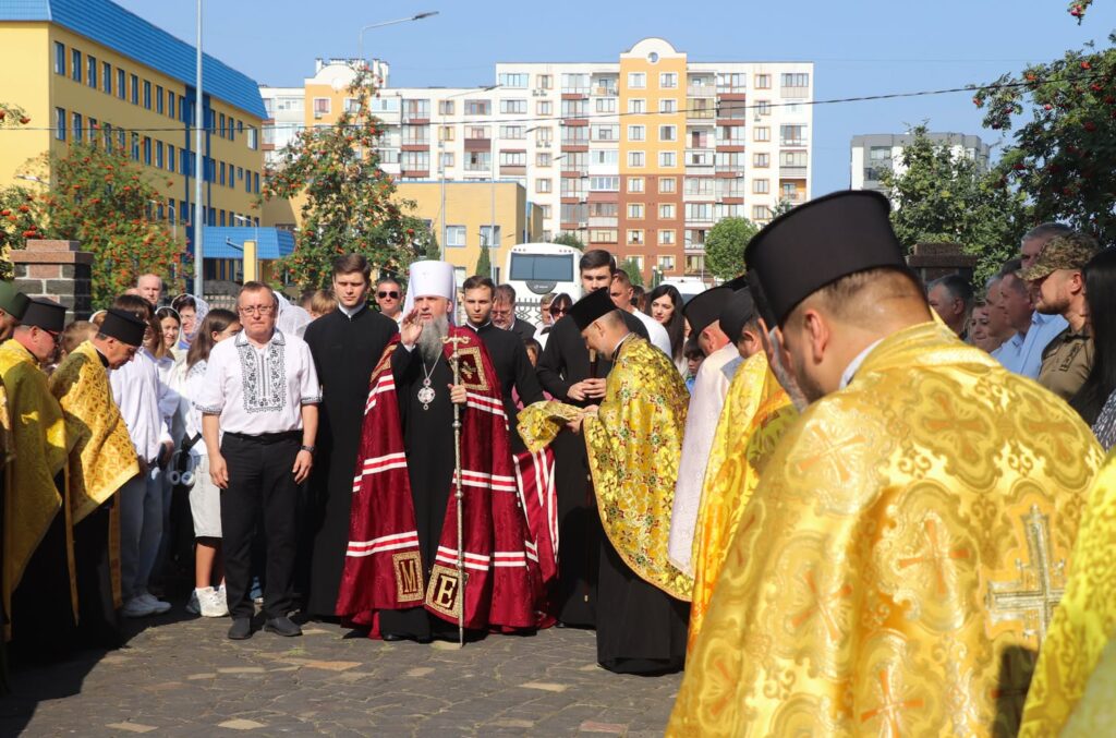 Блаженнішого Митрополита Епіфанія приймала Вараська громада